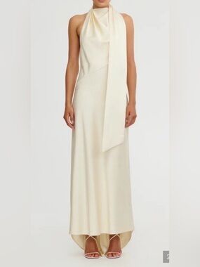 NWT Significant Other Adriana Open Back cream Satin Halter maxi dress SIZE 6